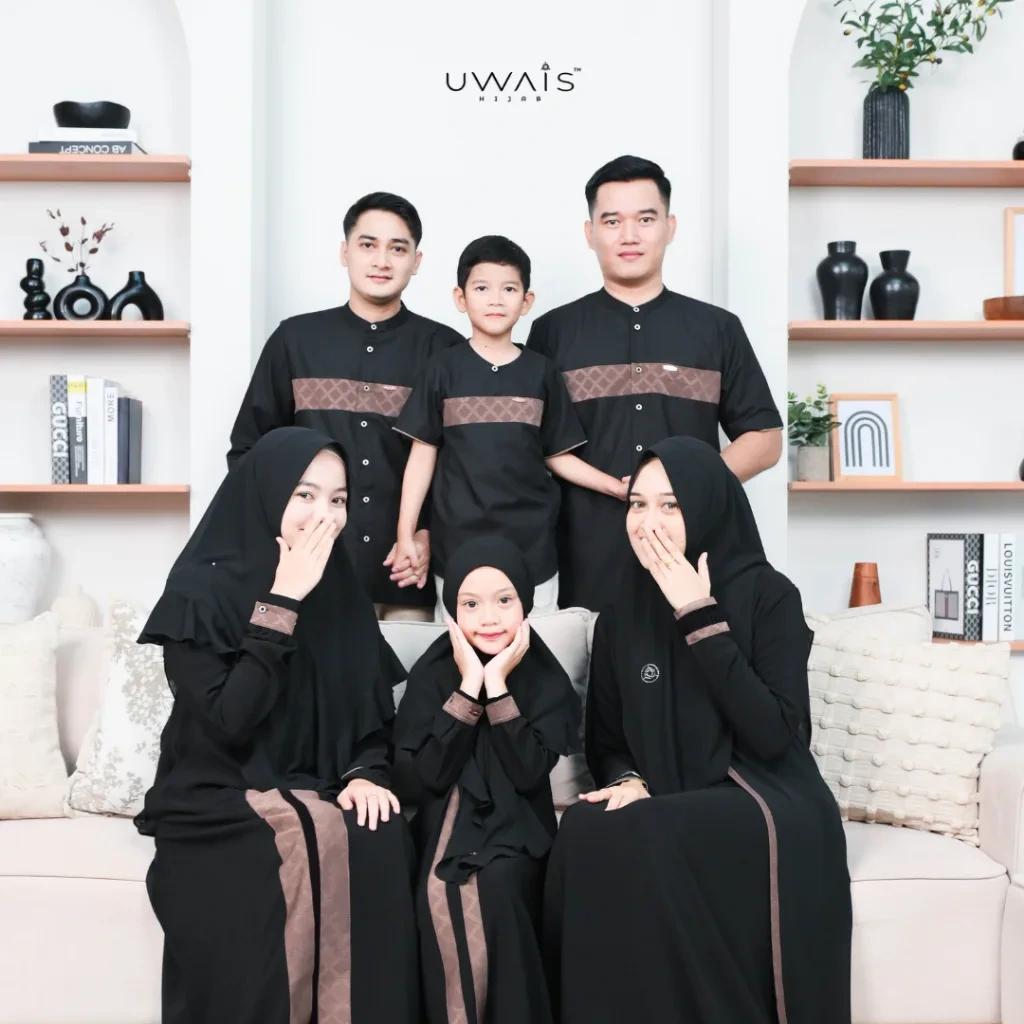 Uwais - Size Jumbo Hayatuna Series Sarimbit 2025 Black Caviar