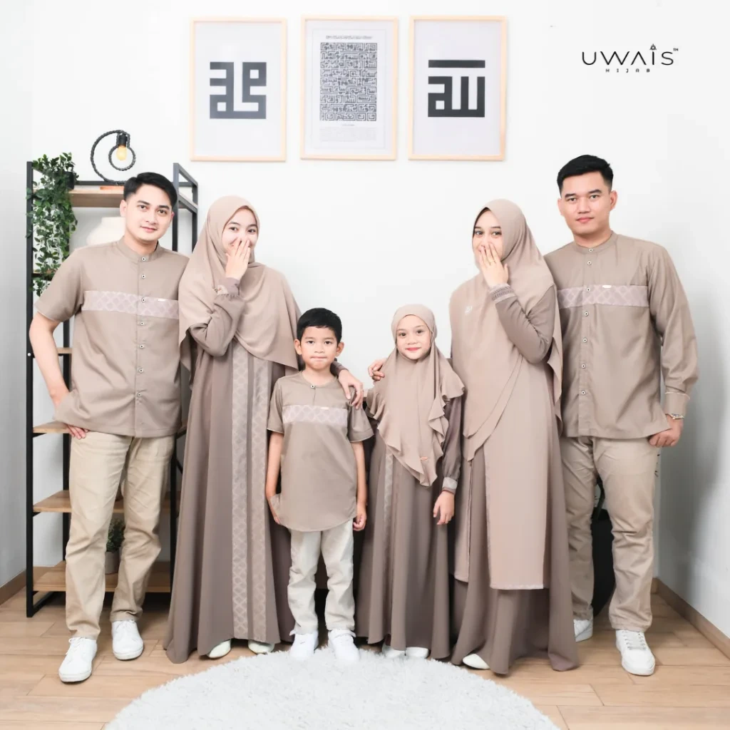 Uwais - Hayatuna Series Sarimbit 2025 Desert Bronze