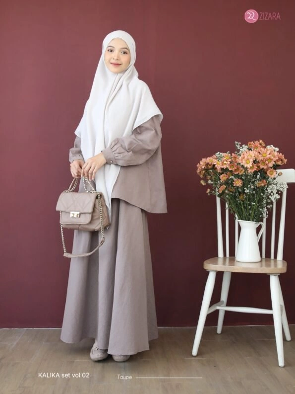 Kalika Set Taupe
