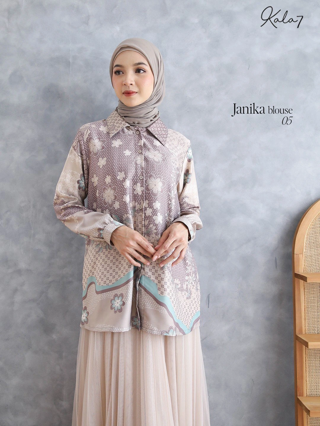 Zizara - Blouse Janika 05 thumb 2