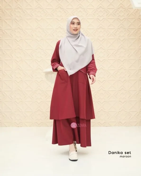 Zizara - Danika Set Maroon