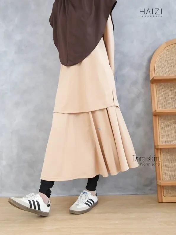 Zizara - Dara Skirt Dry Fit Warm Sand