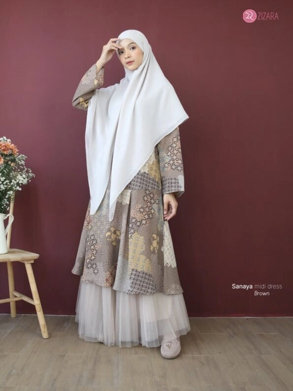 Sanaya Midi Dress Brown